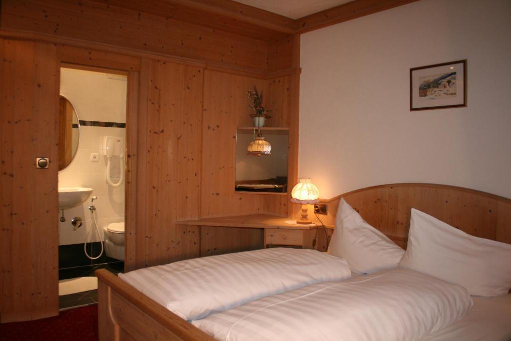 Gasthof Majestic Bressanone Ruang foto